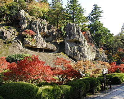 那谷寺